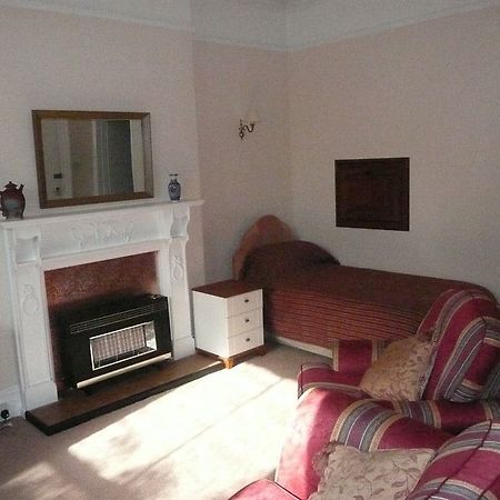 Parkside Holiday Flats Minehead Exterior photo